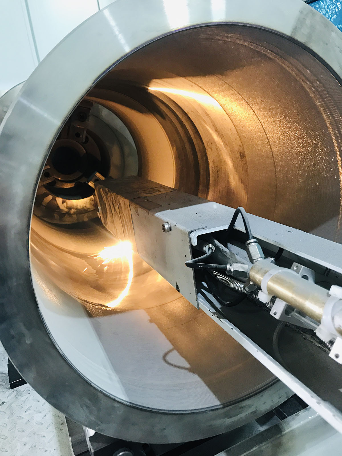 激光熔覆在農(nóng)機(jī)修復(fù)強化中的應(yīng)用及研究方向